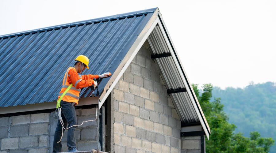 Expert new roof installation services in Arminto, WY